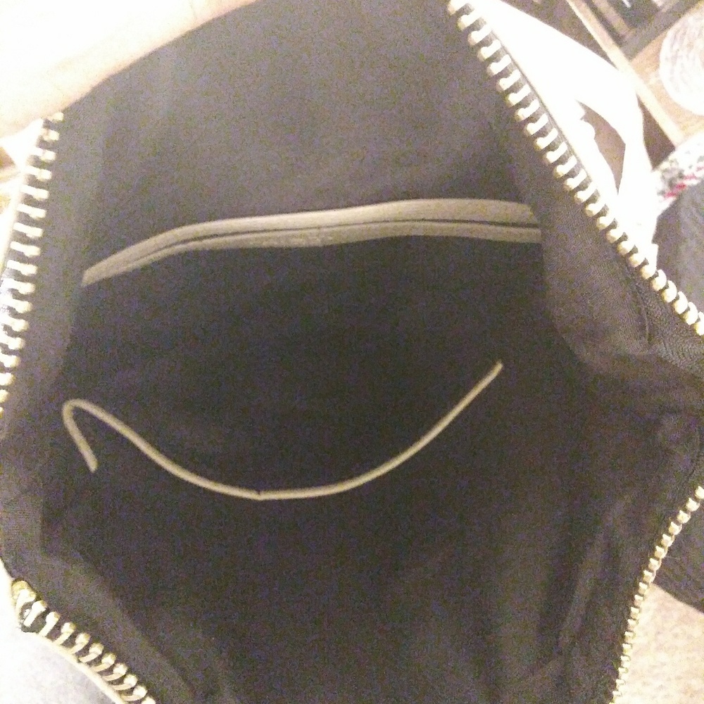 Bag - Picture 2 of 3